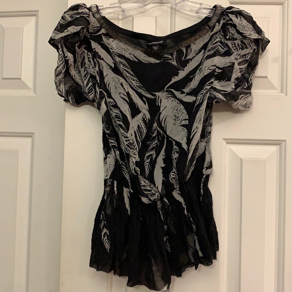 😍Bebe 100% silk top **See Last Pic